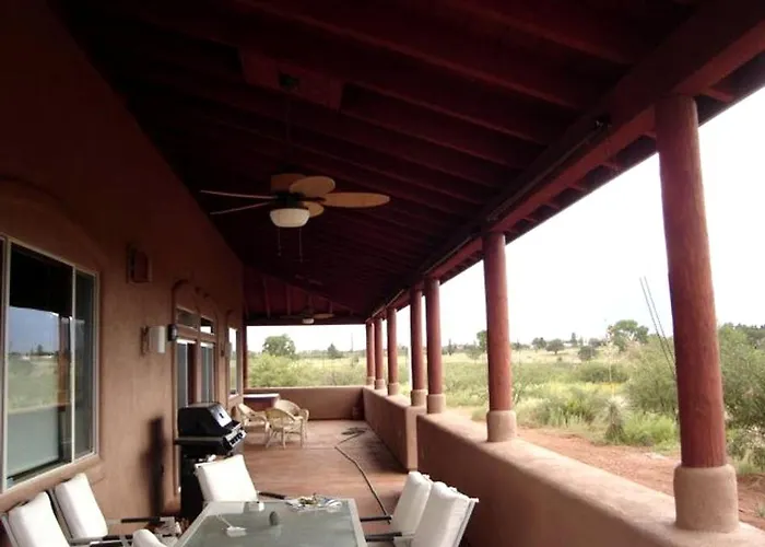 Magnificent On A Golf Course Near Bisbee, Arizona Holiday home